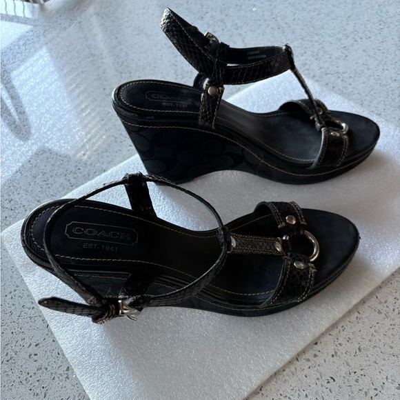 COACH PreLoved Black Wedges - Size 8 - Picture 3 of 9